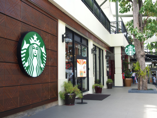 Starbucks (SBUX) earnings report: revenue misses expectations, EPS declines, stock drops