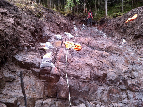 York Harbour Metals Provides Project Updates & Reports on Channel Sampling at its Recently Discovered Bottom Bank Rare Earth Elements Zone