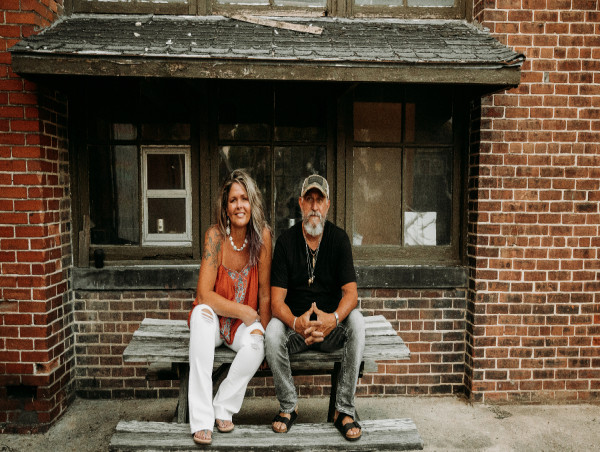 Eleyet McConnell Launches New Single/Video Following Josie Music Awards Nomination