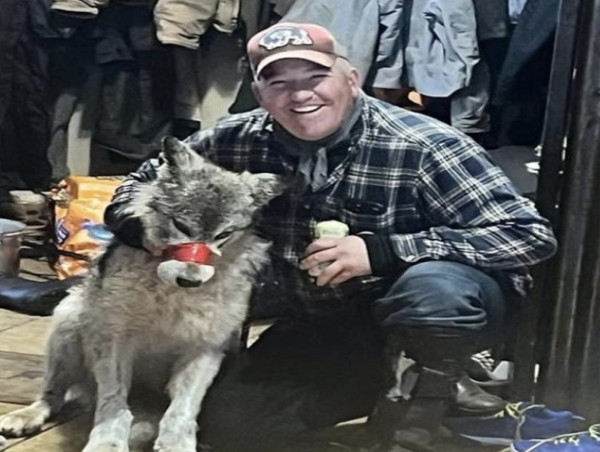  Don’t Cry Wolf: Global Response To The Reports Of Wolf Abuse in Wyoming 