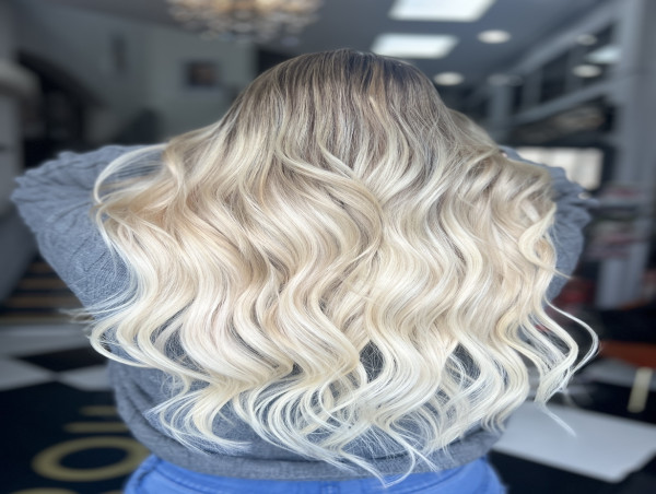 Hair Extensions Cardiff: Debunking Common Myths About Hair Extensions