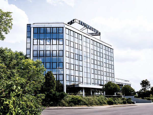 LunaJets Bolsters its Management Team