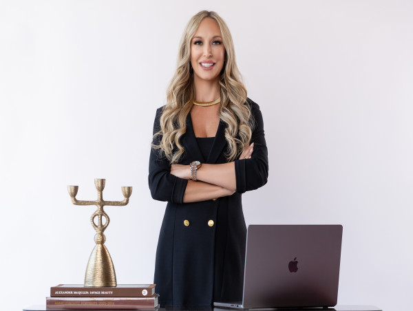 Sara Gullickson, CEO of The Cannabis Business Advisors, to Share Operations and Funding Expertise at CWCBExpo in NYC