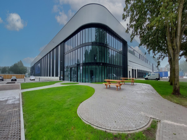  Neo Capital completes €45.55 million acquisition of Class A warehouse in the Netherlands 