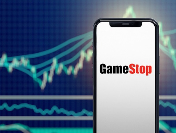  MAGA, DOG, BONK prices drop as GameStop stock fall hits meme coins 