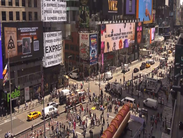Spiritual Wisdom in The Spotlight: Dr. Robert Harmon's Groundbreaking Book Illuminated Times Square