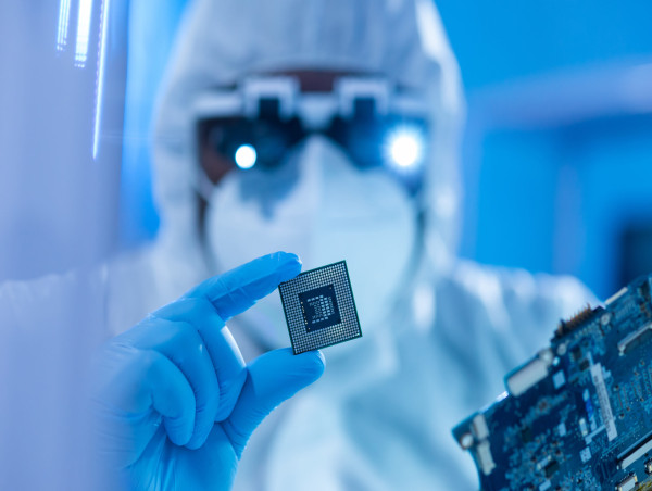  TSMC vs Samsung: Who’s leading the semiconductor race? 