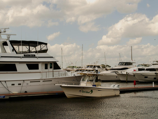 Fireflies Launches Exclusive Boat Charter Service for 2024 Season
