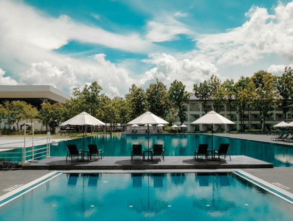  Fireflies Expands Options for Group Travel: Thousands of Resorts and Apartments Available 