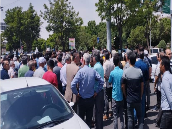  (Video) Widespread Protests and Strikes Shake Parts of Iran Amid Growing Unrest 