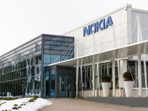  Nokia is buying Infinera to play the AI boom 