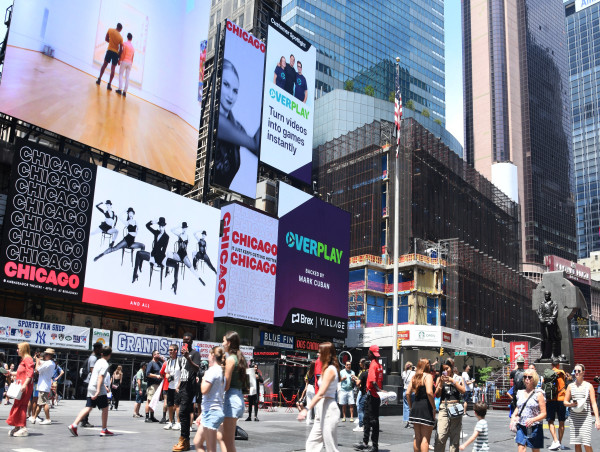  No-Code Game Creation Platform Overplay Featured on Times Square Billboard, Celebrates Investment from Mark Cuban 