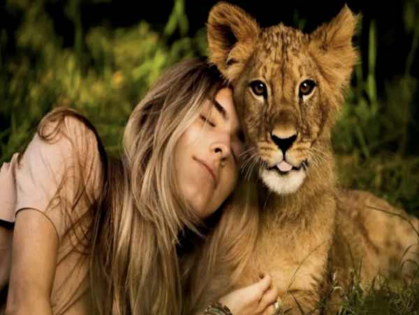 20-Year Old Conservationist Influencer Uses Her Platform to Re-Wild Animals From Captivity
