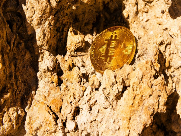 Bitcoin mining company Cipher considering sale after takeover bid