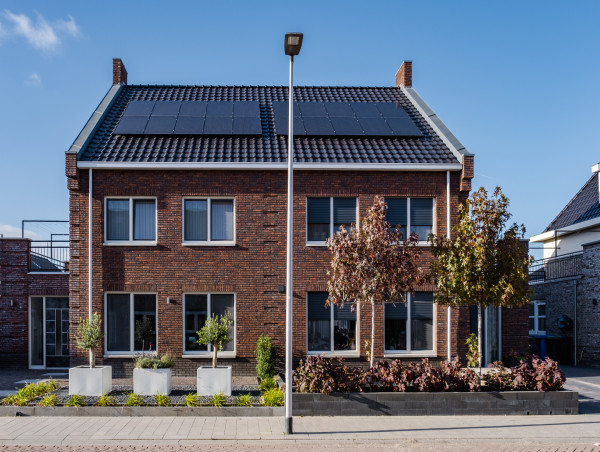 GLJ Research labels SunPower stock as ‘worthless’ amid operational halt and financial woes