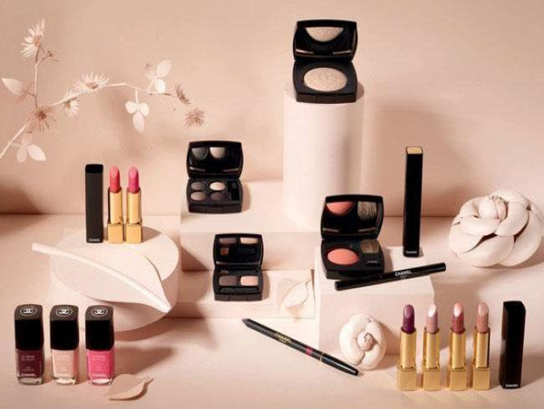  Luxury Cosmetics Market Expected to Grow at a CAGR of 5.6%, Reflecting Tremendous Growth Potential by 2026 