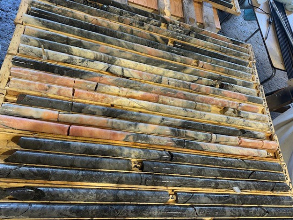  Dynasty Gold Completes 1,320 Meters Drilling at Thundercloud 