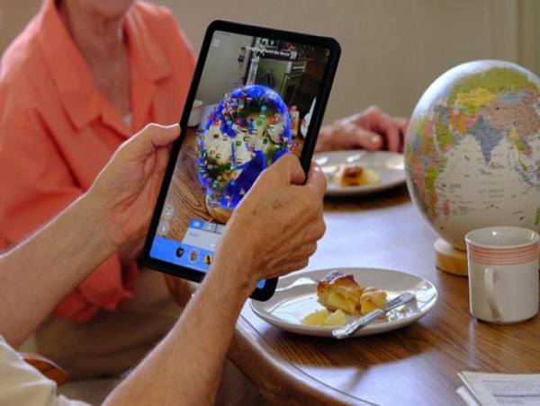 “Hobonichi Globe” - A Cutting-Edge AR Globe with Pop-Up 3D World Information, Launching Globally This Summer