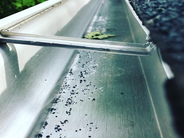 Property Refresh Urges Chicago Residents To Schedule Gutter Cleaning Early This Year