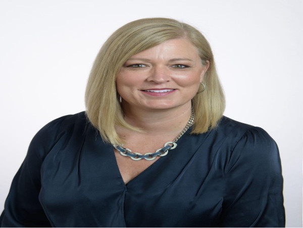  Smith & Associates Real Estate Welcomes Industry Pro 