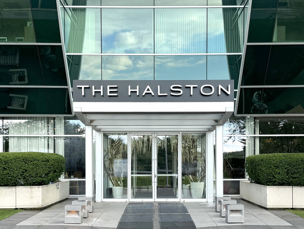  The Halston American Kitchen & Bar Opens in Melville, NY 