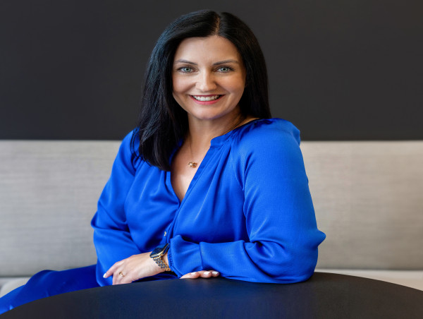 Daniela Schardinger Honored as 40 Under 40 & Inspirational Woman 2024 for Pioneering Efforts in Elevating Women’s Health