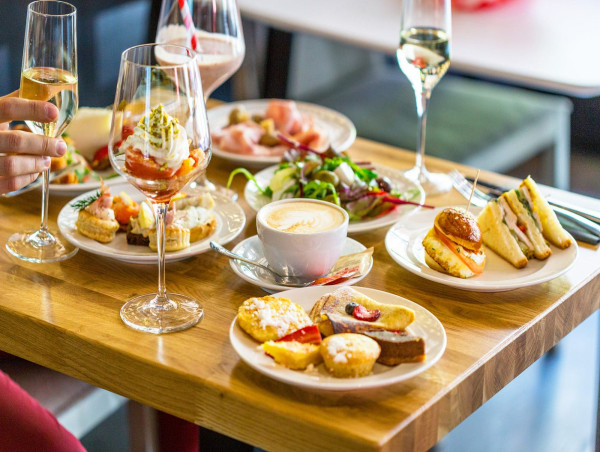  Food And Beverage Services Market Overview & Growth Rate Forecast for the Next 5 Years 