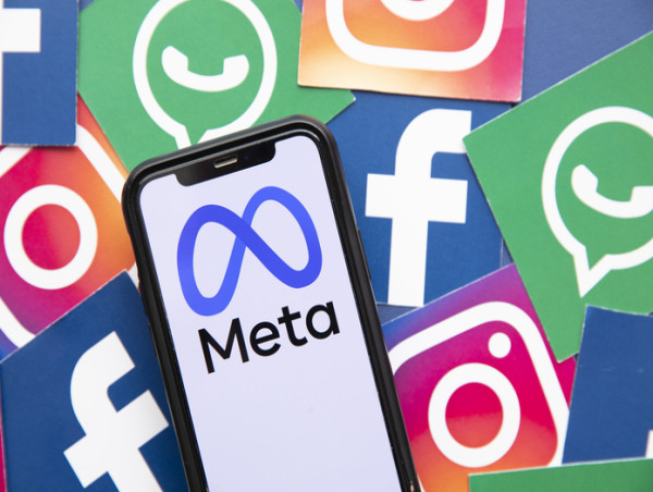 Meta Shares Soar as Zuckerberg Showcases AI Strategy