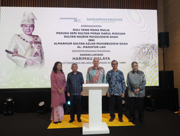  Sultan Nazrin Launches Amanahraya-Kenedix’ Initiative to Support the Conservation of Harimau Malaya 