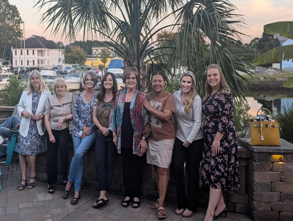  American Republican Sisterhood Launches Gardenroots Political Movement to Sway Independent Voters 