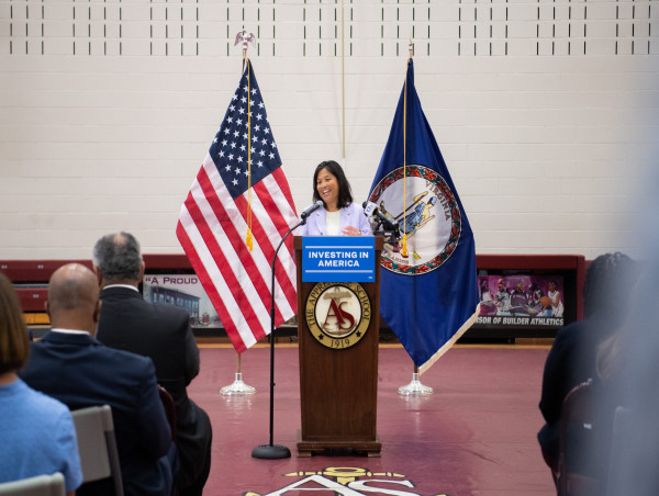 HII Hosts Acting Secretary of Labor and Secretary of the Navy at The Newport News Shipbuilding Apprentice School