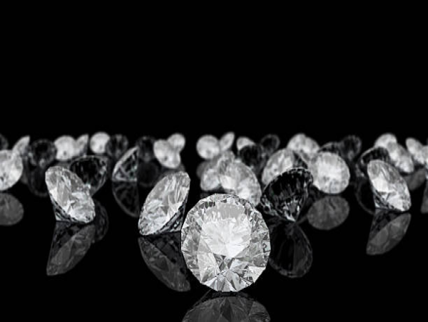  Study Finds Lab-Grown Diamonds Have a Much Lower Carbon Footprint Than Mined Diamonds—let's explore with CaratBee 