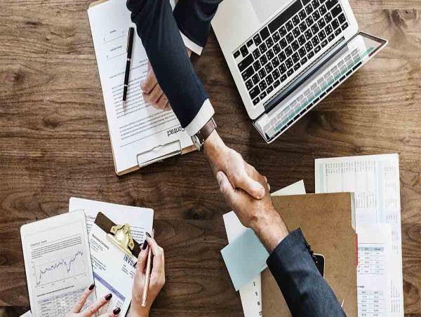Professional Liability Insurance Market SWOT Analysis by Leading Key Players: Allianz SE, AXA Group, Chubb