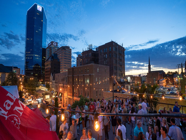 Belle’s Cocktail House Toasts to a New Era with Change of Ownership
