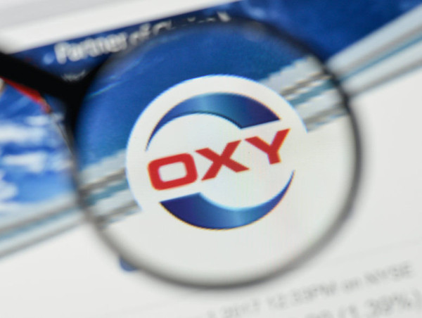  Occidental (OXY): Warren Buffett’s top oil stock gets oversold 