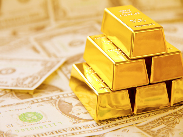  Gold poised for record rally after minor setback if Fed opts for 25 bps cut: Goldman Sachs 