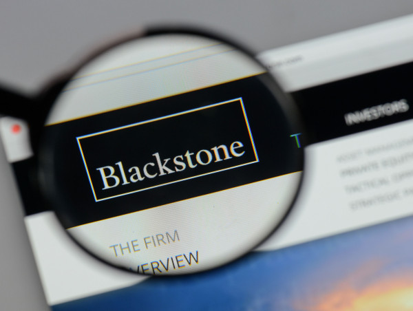  Blackstone stock price gets severely overvalued ahead of Fed cuts 