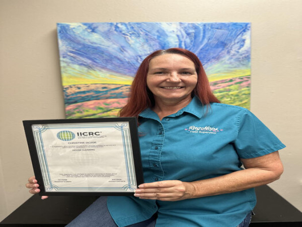  Rag Mops Cleaning Service Field Supervisor Earns Esteemed IICRC Certification 