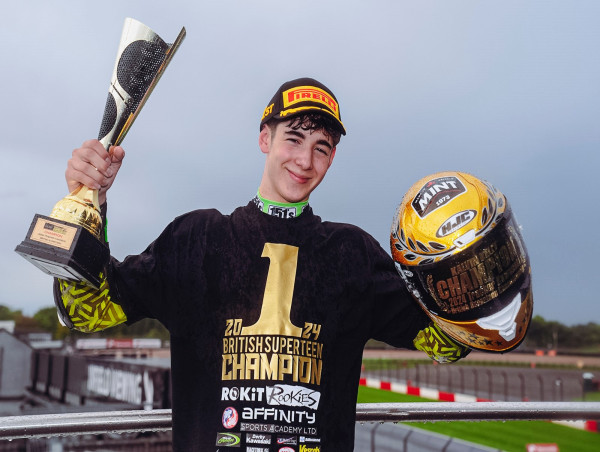 Historic Weekend at Donington as ROKiT Rookies Dominate the Tracker Kawasaki Superteen Championship