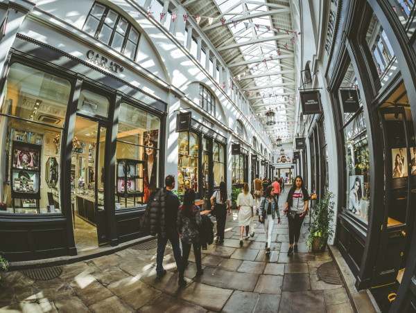  UK shop prices fall 0.6% in September as non-food prices see sharpest deflation in 3 years 