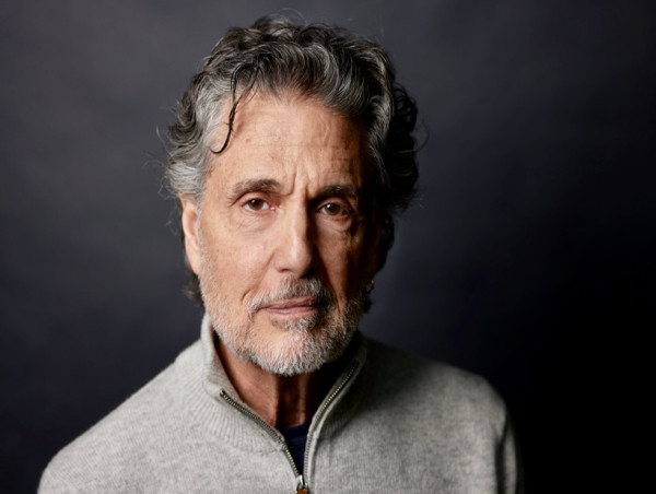  Oscar-Nominated Actor Chris Sarandon’s Rosanna Arquette Interview Kicks Off Season 3 of His 'Cooking By Heart' Podcast 