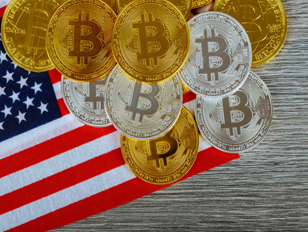  Half of all US voters are for pro-crypto policies; 12% would switch parties for favorable candidates, survey says 