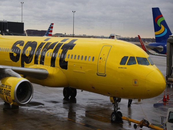  Spirit Airlines (SAVE) stock falls another 40%: what led to this decline? 