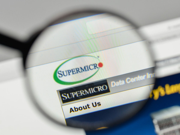  Supermicro shares up 15% as AI servers and liquid cooling solutions deliver positive news 