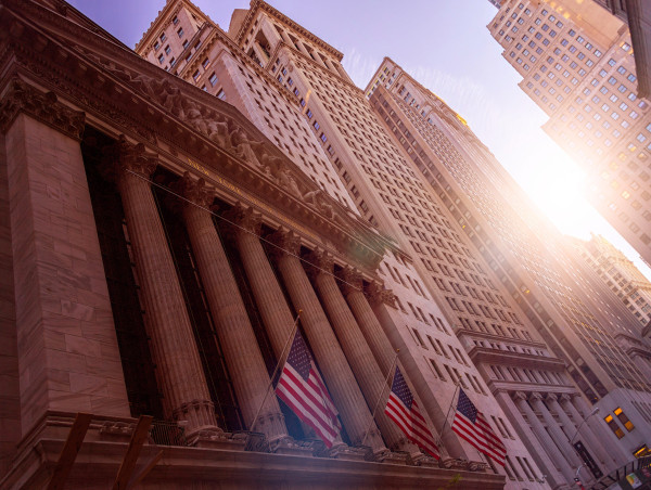 Here’s why I’d avoid the DGRO ETF and buy VOO instead