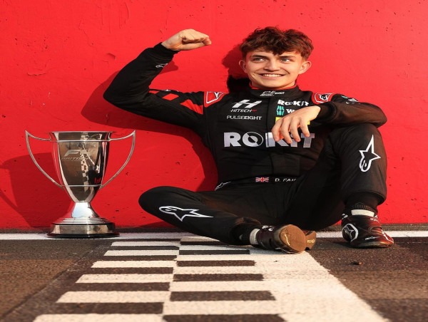ROKiT Racing Star sim winner Deagen Fairclough crowns record-breaking British F4 season with 14th win at Brands Hatch