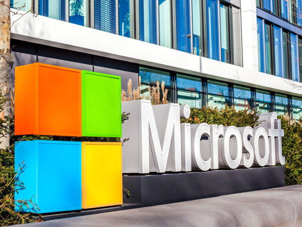  This fund manager is selling Microsoft stock over AI concerns: could it impact profit margins? 