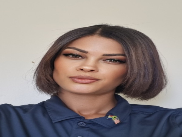 Breaking Barriers and Embracing Dreams: A Story of Faith and Resilience by Faren Cassey Siebrits
