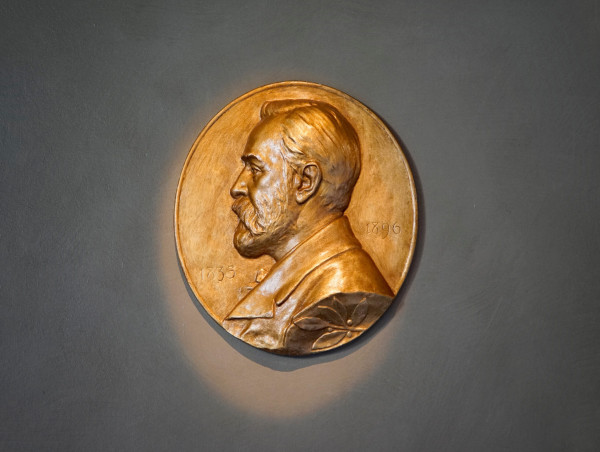 Daron Acemoglu, Simon Johnson, James Robinson win Nobel Prize for research on why countries succeed or fail