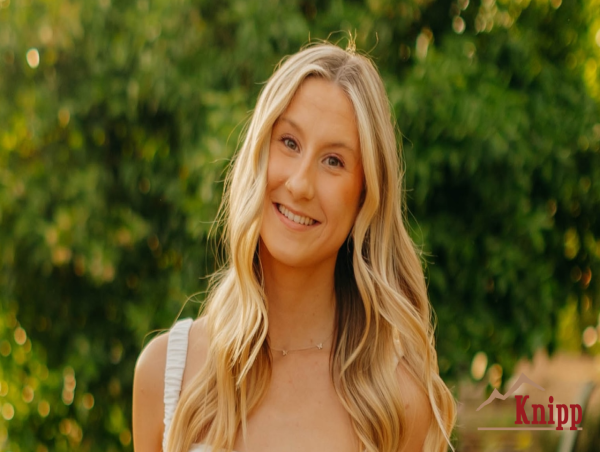 Knipp Contracting Welcomes Taylor Abeln as New Marketing Associate